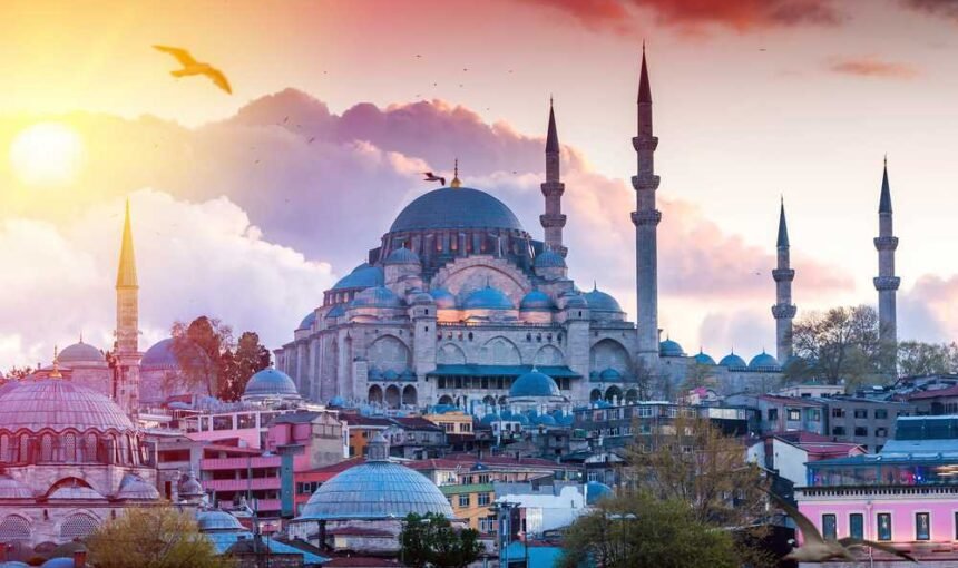 Timeless Treasures: Explore the Rich History and Stunning Landscapes of Turkey